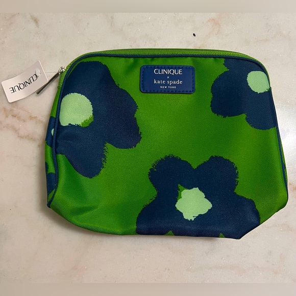 Clinique Handbags - Clinique x Kate Spade Green And Navy Floral Makeup Back NWT